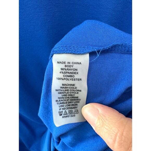 VINCE CAMUTO | Cobalt Blue 3/4 Sleeve Asymmetrical Hem Tunic Top | Size Large - Picture 6 of 6